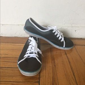 Keds Black Sneaker Size: 6.5